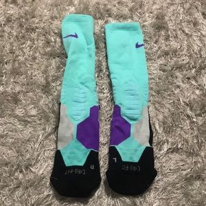 Nike Elites